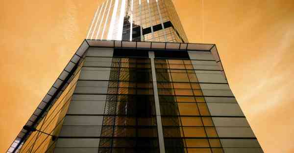 大力发展智能机器人辩论