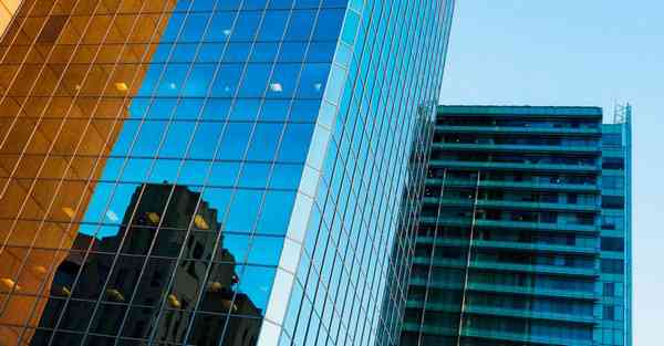 搬砖都是智能机器人了