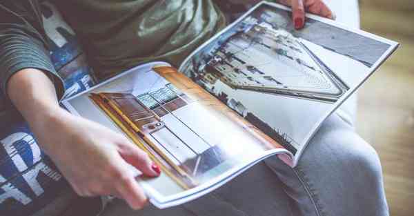 智能机器人融入生活中