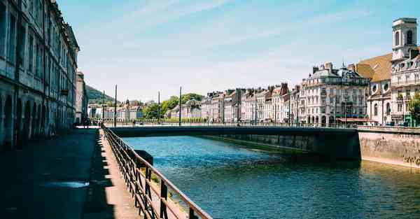 类似chatgpt写文案的软件