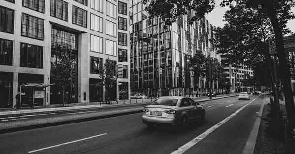 搬砖都是智能机器人了