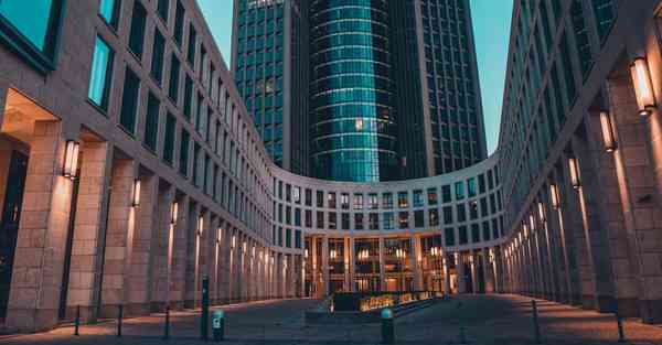 遨博智能机器人先行者