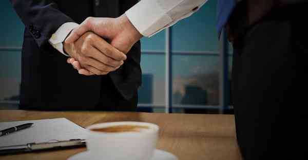 类似chatgpt写文案的软件