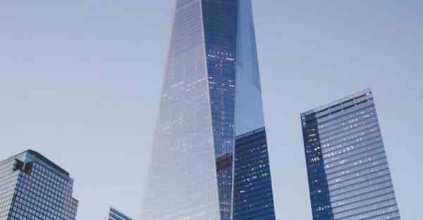 人工智能机器人和人谈恋爱