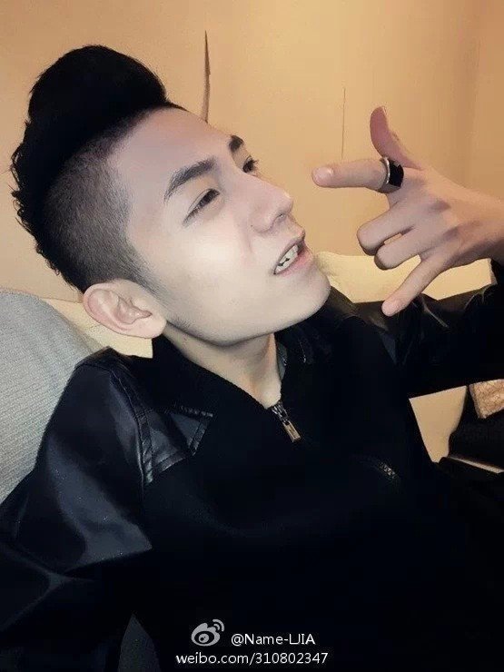 卫娣琳环