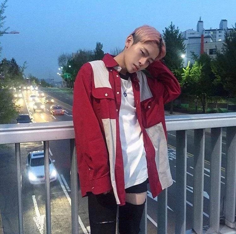 尹月梵菡