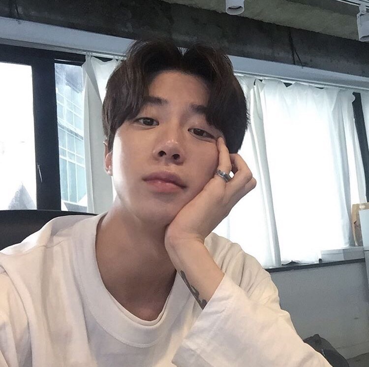 叶琦欣睿