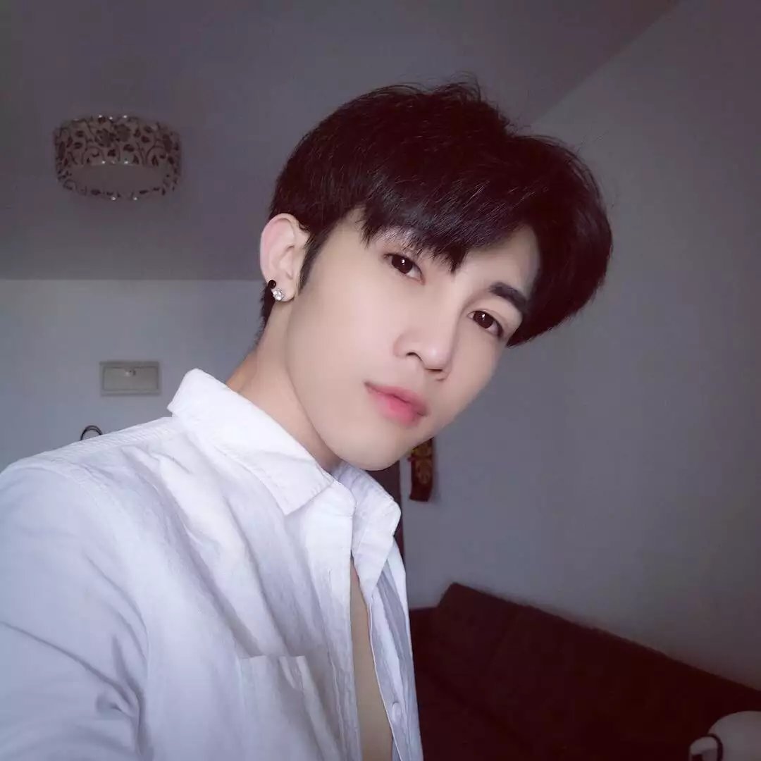 叶波学苛
