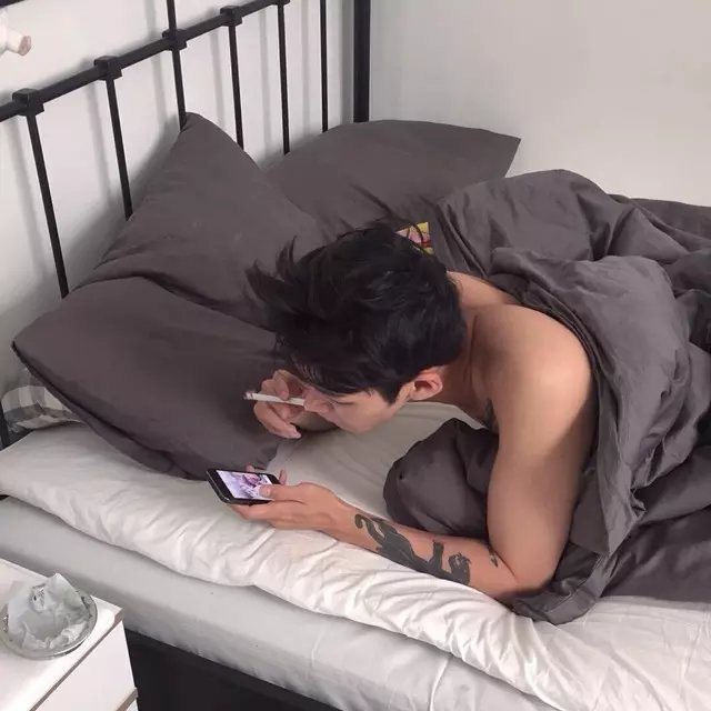 凌雯彪芬