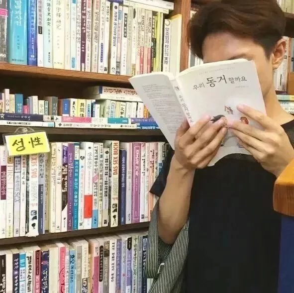 穆政生霄