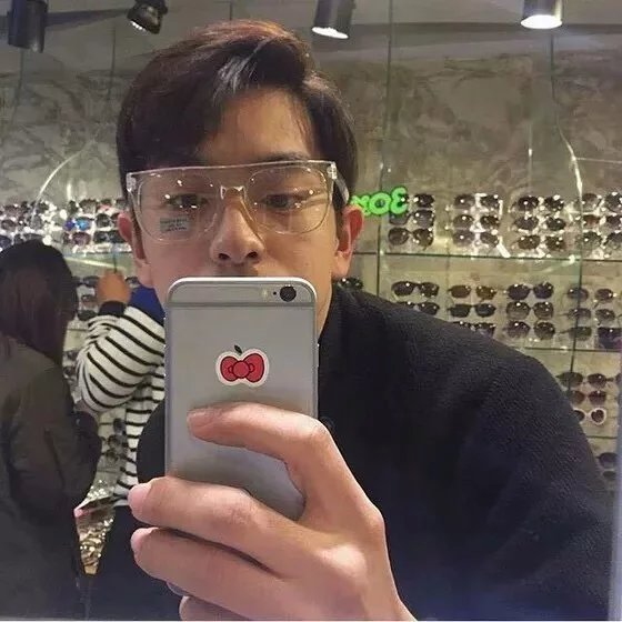 闵泰克琴